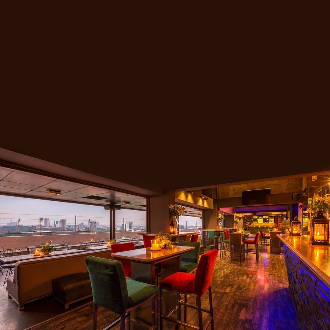 13th Floor Bar Wins For Drinks And Views Lbb Bangalore
