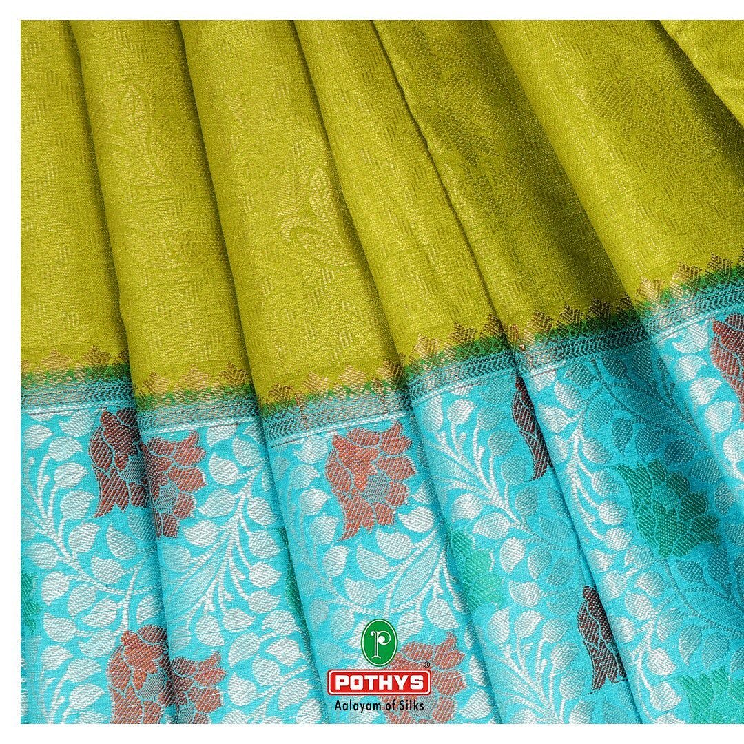 Pothys silk hotsell sarees below 10000