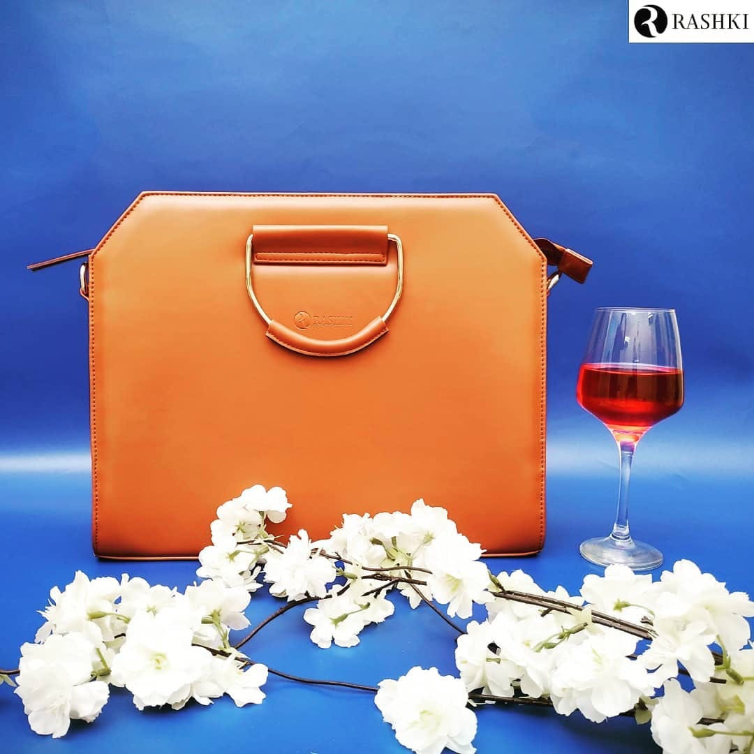 Rashki and Banofi launch banana leather handbags - World Bio Market Insights