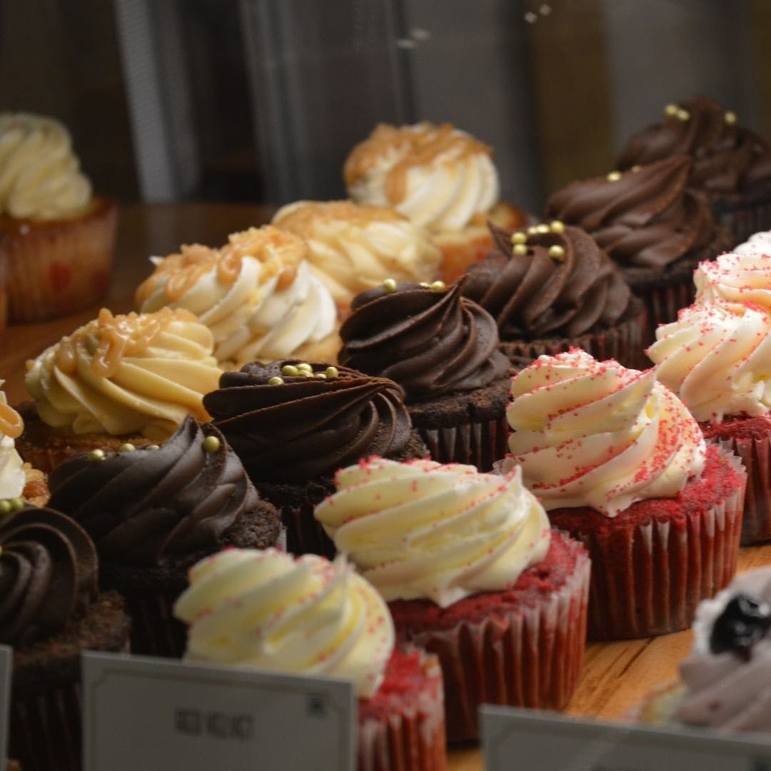 100 Best City Cake ideas | cake, city cake, cupcake cakes