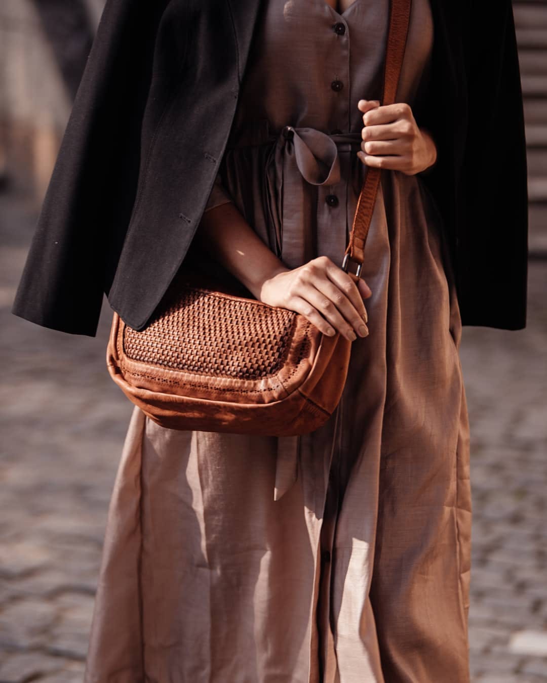 Start A Vintage Affair With Leather Bags From Kompanero