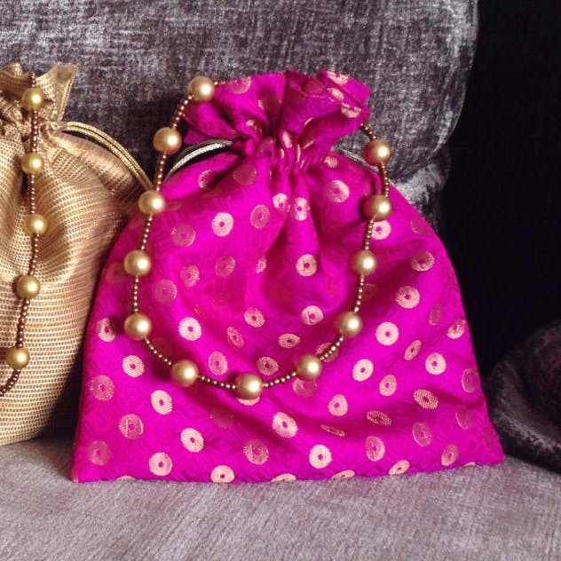 Bag,Pink,Magenta,Handbag,Purple,Fashion accessory,Violet,Pattern,Design,Shoulder bag