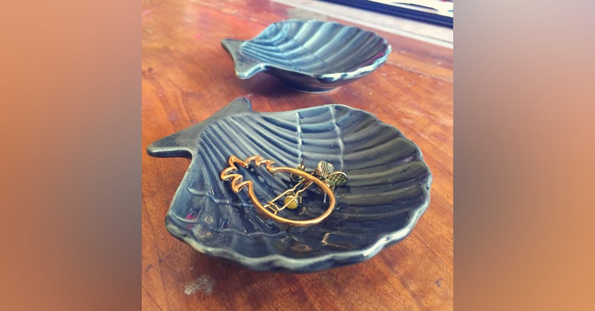 Put Your Trinkets In These Adorable Sea Shell Trays From The Wishing ...