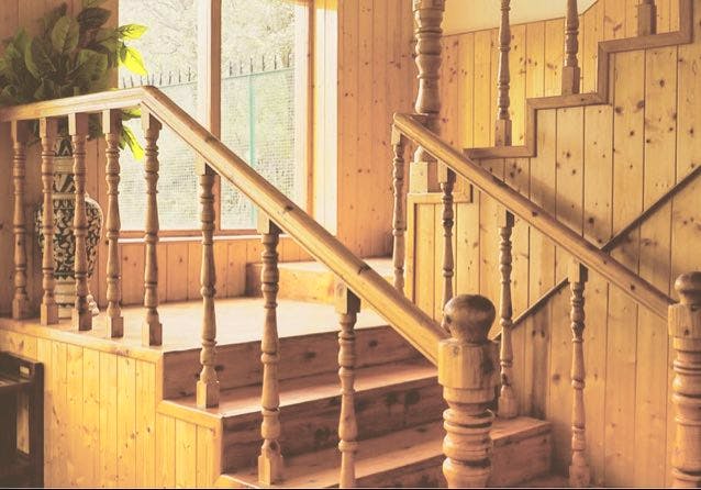 Stairs,Wood,Handrail,Baluster,Hardwood,Floor,Home,Room,Flooring,House