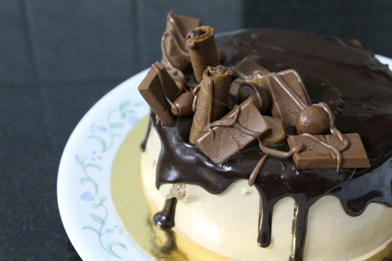 Food,Cuisine,Dish,Chocolate,Dessert,Ingredient,Chocolate cake,Ganache,Torte,Baked goods