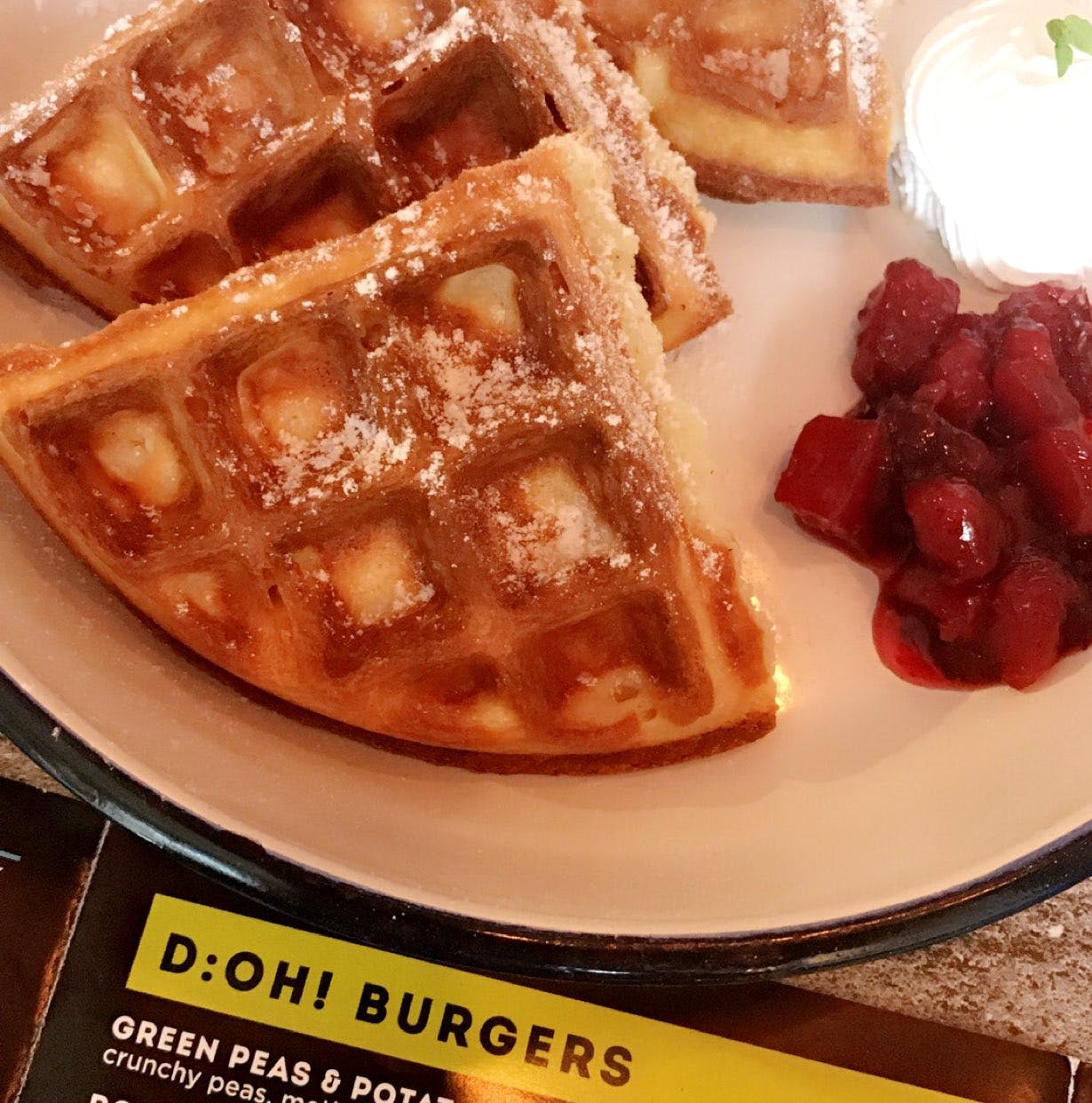 Dish,Food,Cuisine,Belgian waffle,Waffle,Breakfast,Meal,Ingredient,Brunch,Wafer