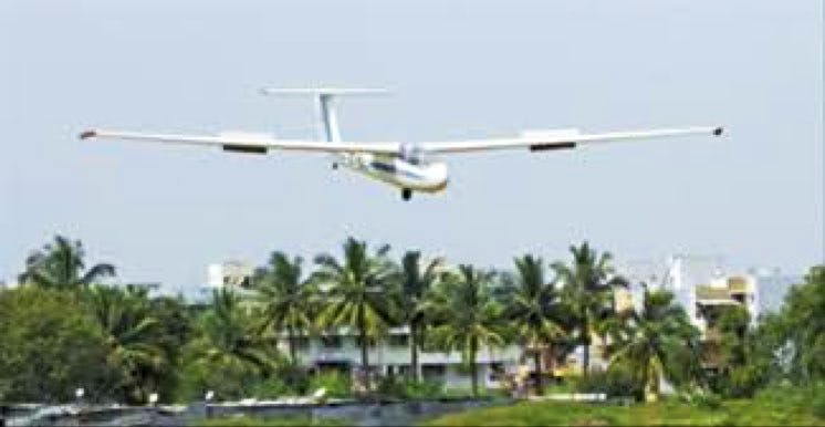 Airplane,Aircraft,Vehicle,Flight,Aviation,Landing,Glider,General aviation,Light aircraft,Aerospace engineering