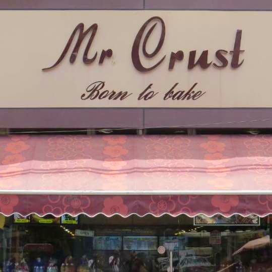 Craving for delicious cupcakes and truffles in North Campus - Call Mr. Crust!