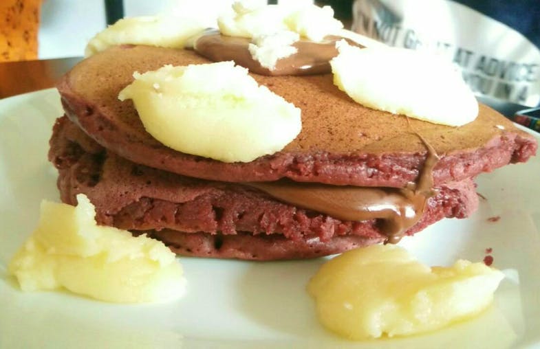 Marshmallows, Pancakes & Comic Books: This Bakery On Hill Road In Bandra West Is Like A Heaven On Earth