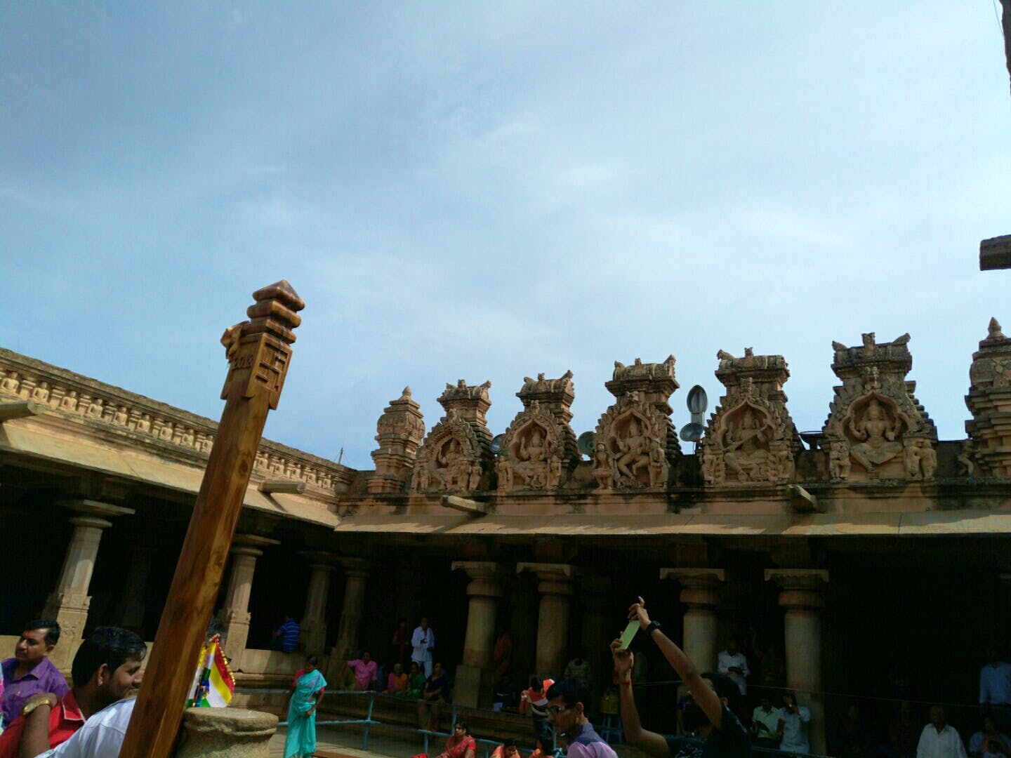 Sky,Hindu temple,Tourism,Building,Historic site,Temple,Architecture,Temple,Cloud,Ancient history