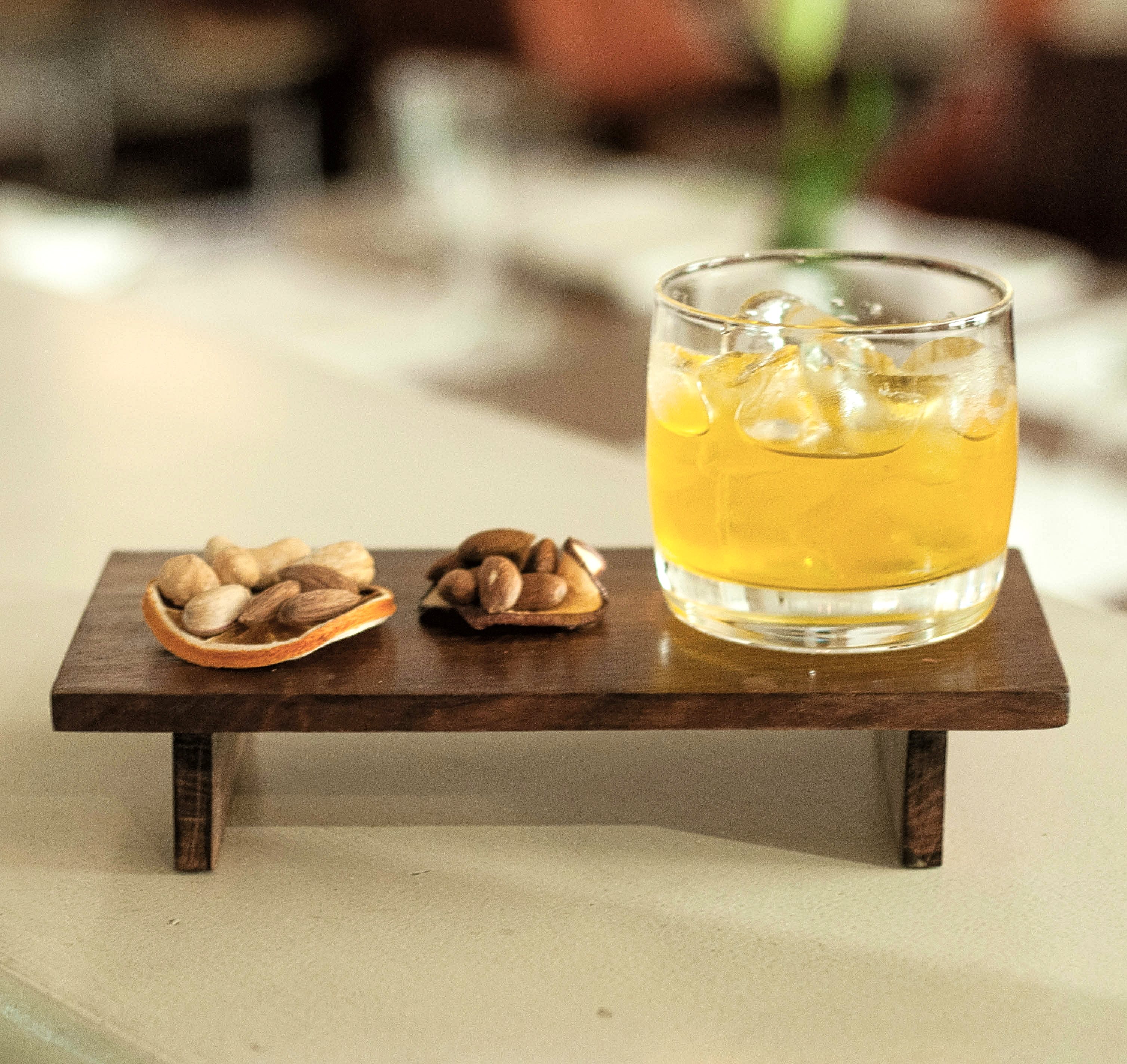 Drink,Food,Alcoholic beverage,Distilled beverage,Old fashioned glass,Rusty nail,Sour,Ingredient,Whiskey sour,Oyster