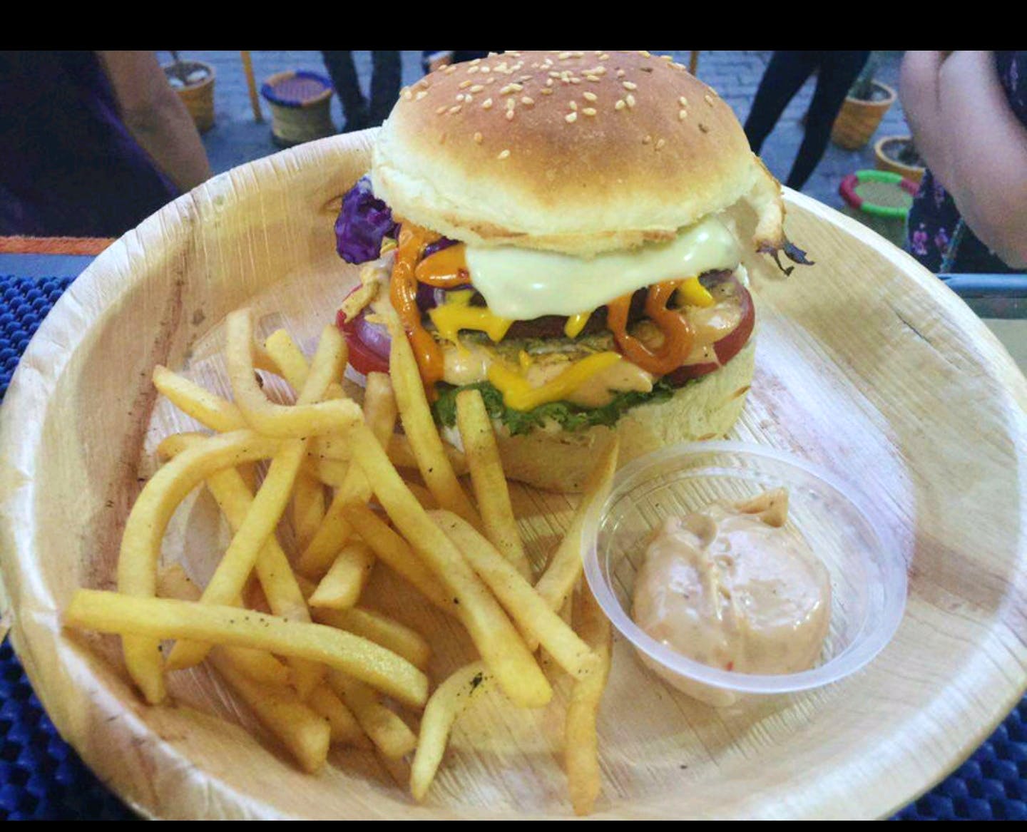 Dish,Food,Hamburger,Junk food,French fries,Fast food,Cuisine,Buffalo burger,Veggie burger,Fried food