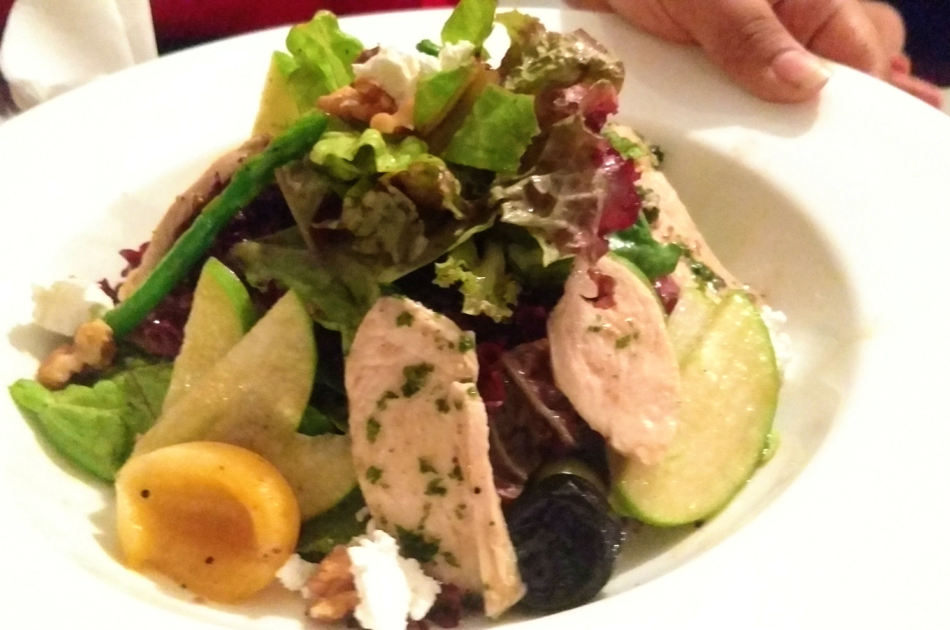 Dish,Food,Cuisine,Salad,Ingredient,Meat,Greek salad,Spinach salad,Produce,Tuna salad