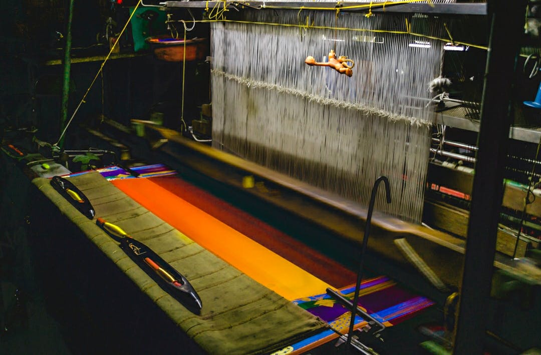 Did You Know You Can Buy Low-Cost Silk-Like Saris Straight From The Mill In Bangalore?