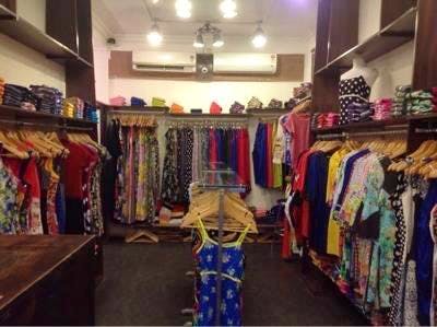 Boutique,Room,Closet,Textile,Outlet store,Retail,Fashion,Bazaar,Building,Flooring