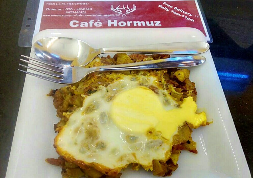 Dish,Food,Cuisine,Ingredient,Fried egg,Meal,Breakfast,Hash browns,Fried food,Produce