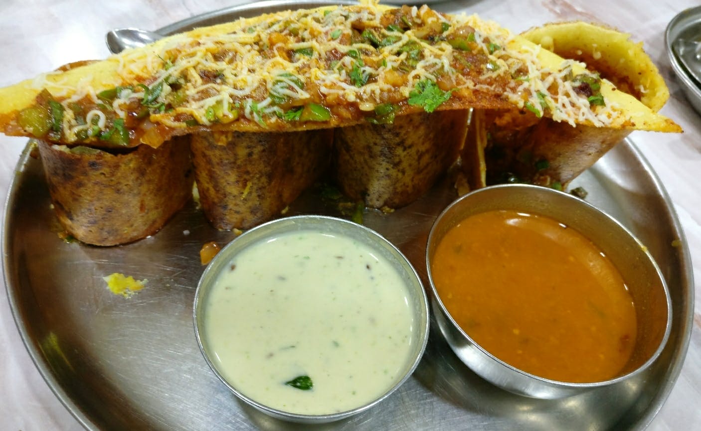 Dish,Food,Cuisine,Ingredient,Produce,Indian cuisine,Curry,Meal,Vegetarian food,Punjabi cuisine