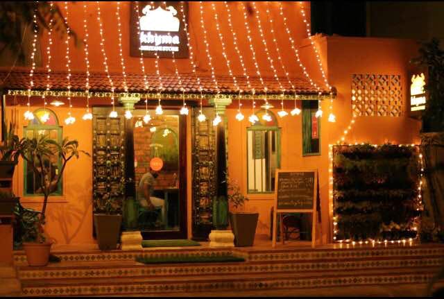 Lighting,Building,House,Home,Night,Restaurant,Landscape lighting,Interior design,Christmas decoration,Facade