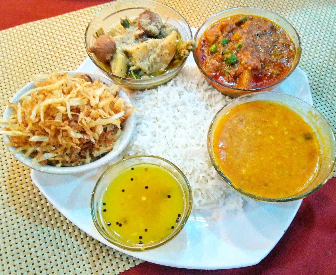 Dish,Food,Cuisine,Ingredient,Meal,Lunch,Produce,Indian cuisine,Recipe,Comfort food