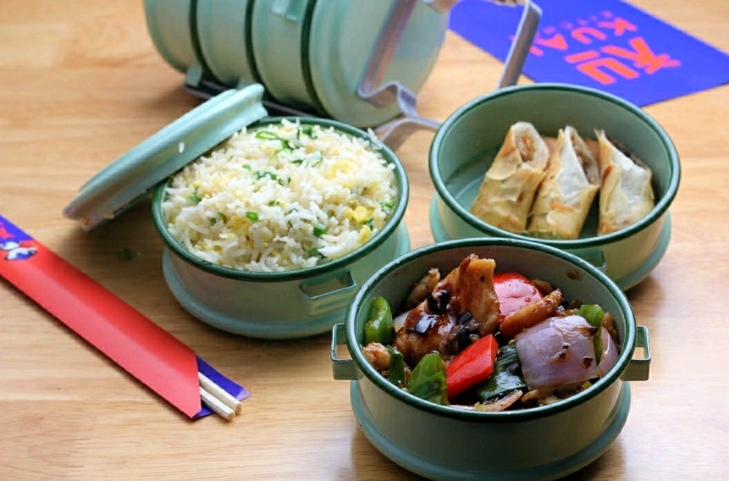 Dish,Food,Cuisine,Meal,Steamed rice,Ingredient,Lunch,Comfort food,Takikomi gohan,Produce