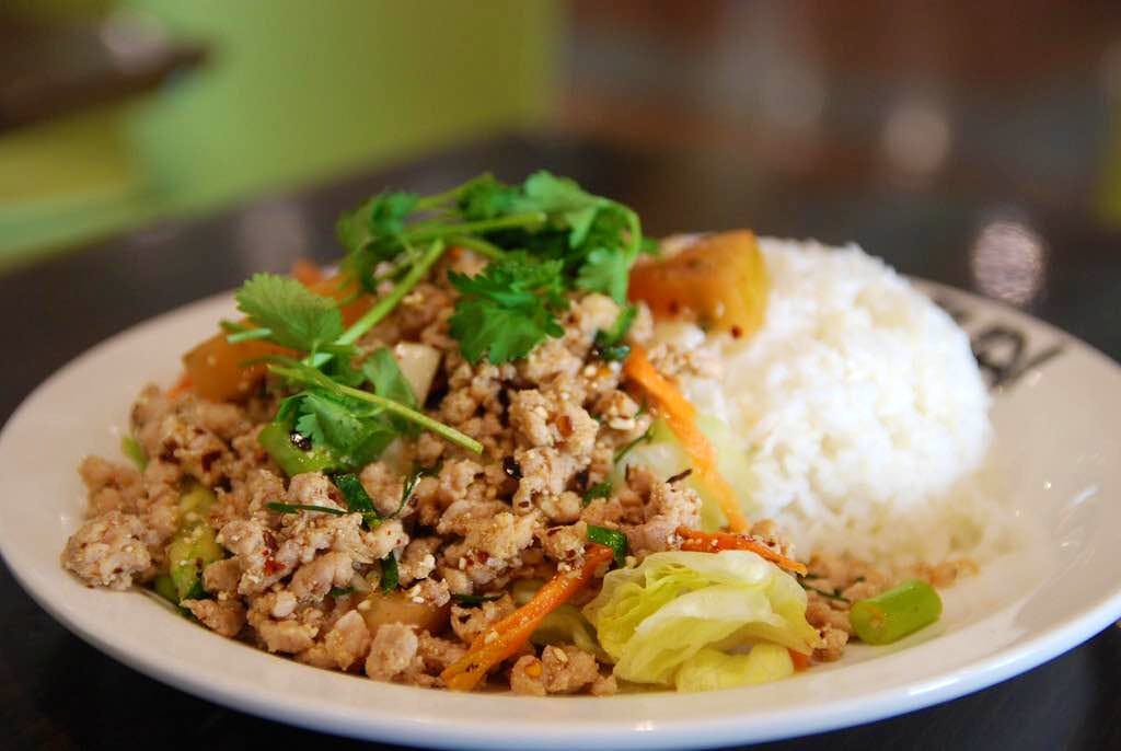 Food,Cuisine,Dish,Steamed rice,Thai fried rice,Rice,Ingredient,Produce,Staple food,Recipe