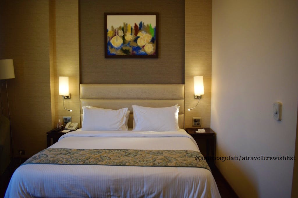 Bedroom,Bed,Room,Furniture,Property,Bed frame,Bed sheet,Suite,Interior design,Wall