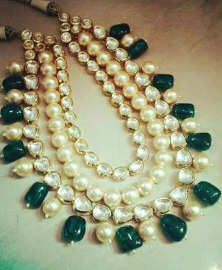 Jewellery,Pearl,Necklace,Fashion accessory,Bead,Gemstone,Body jewelry,Jewelry making,Art,Silver