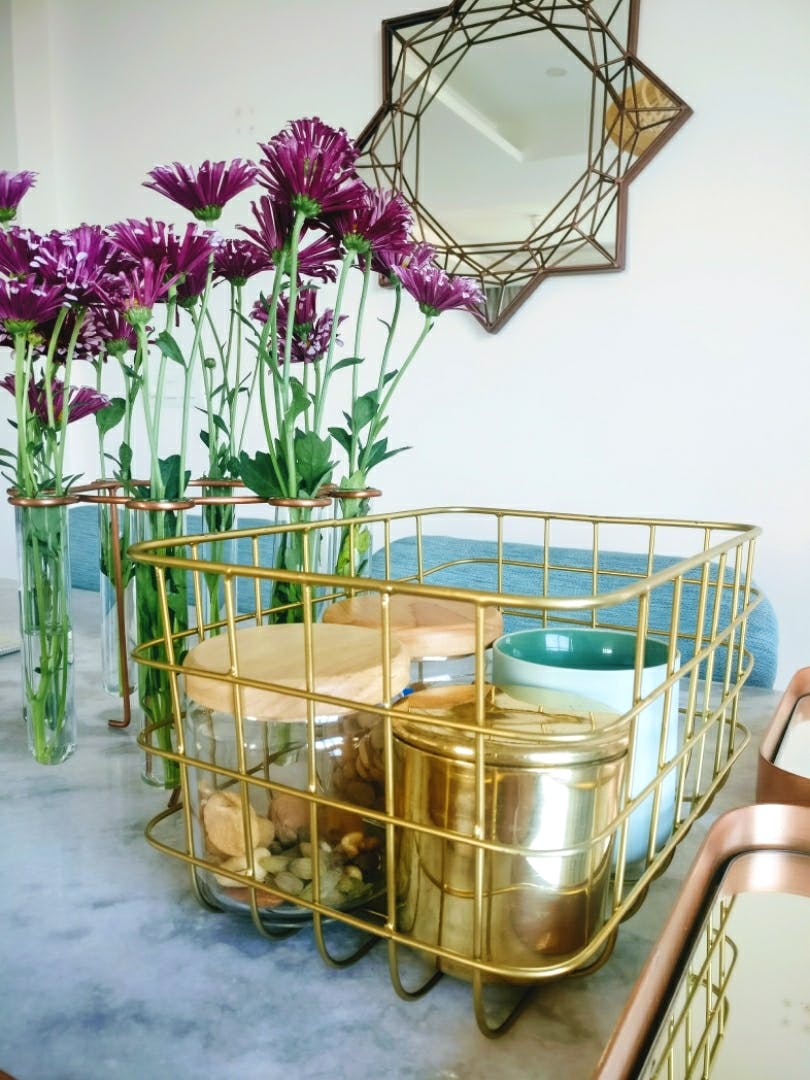 Iron,Flowerpot,Purple,Flower,Metal,Plant,Room,Floral design,Cage,Storage basket