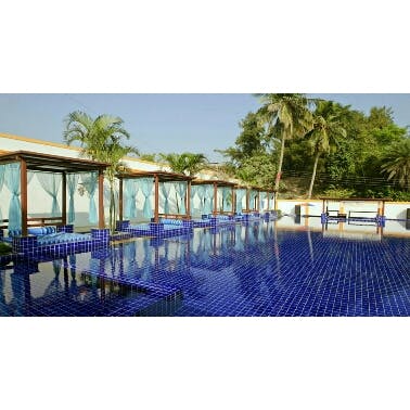 Swimming pool,Resort,Water,Leisure,Leisure centre,Real estate,Building,House,Table,Rectangle
