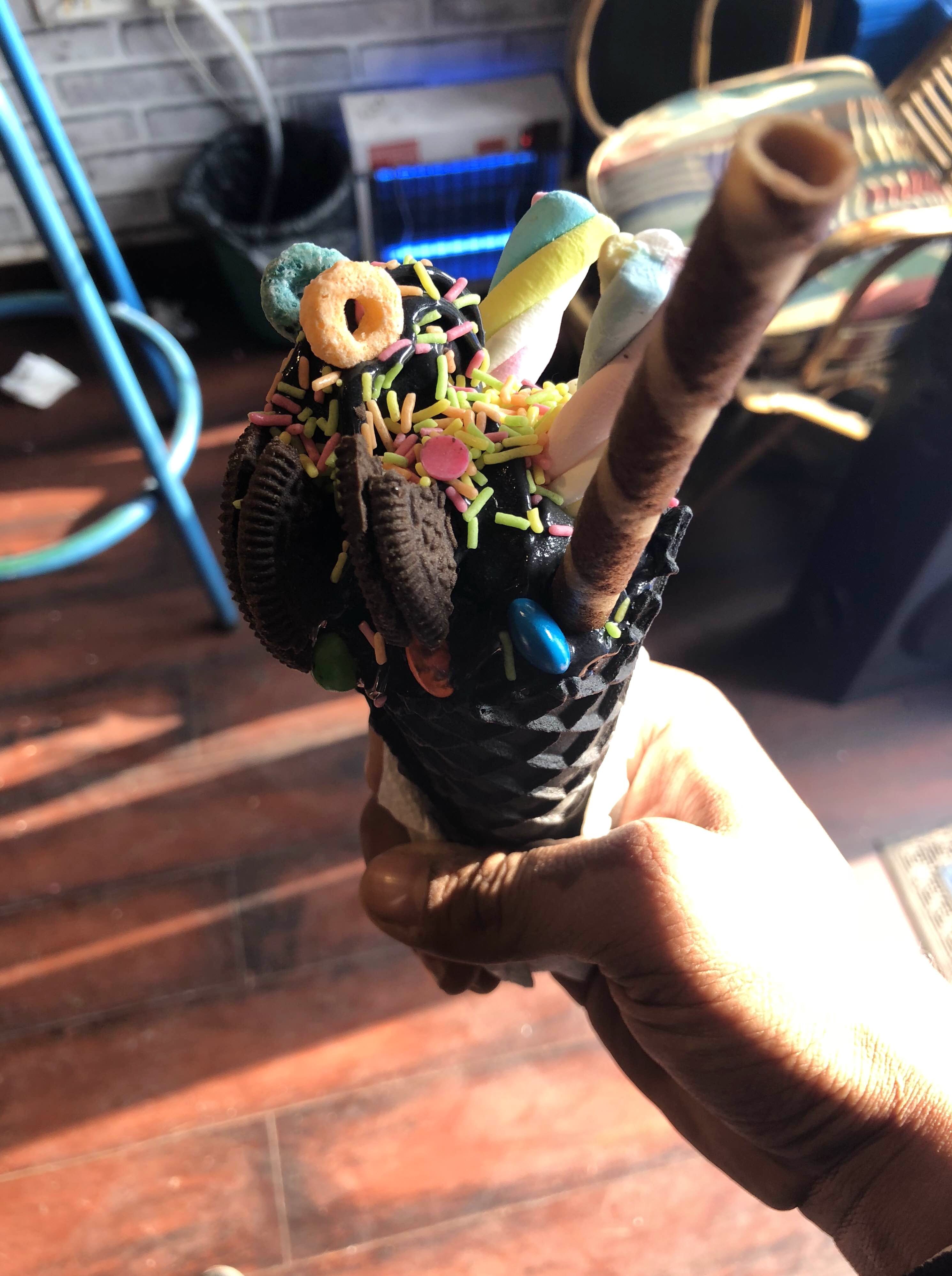 Finger,Hand,Fun,Tree,Technology,Nail,Plant,Rope