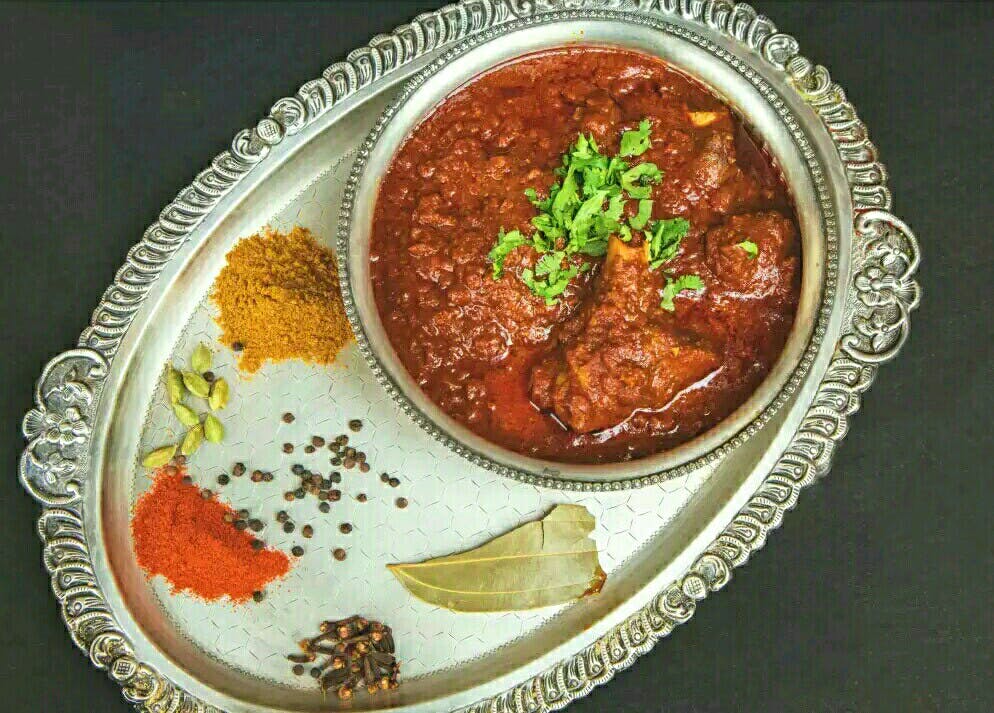 Dish,Food,Cuisine,Ingredient,Vindaloo,Gosht,Curry,Gravy,Muhammara,Produce