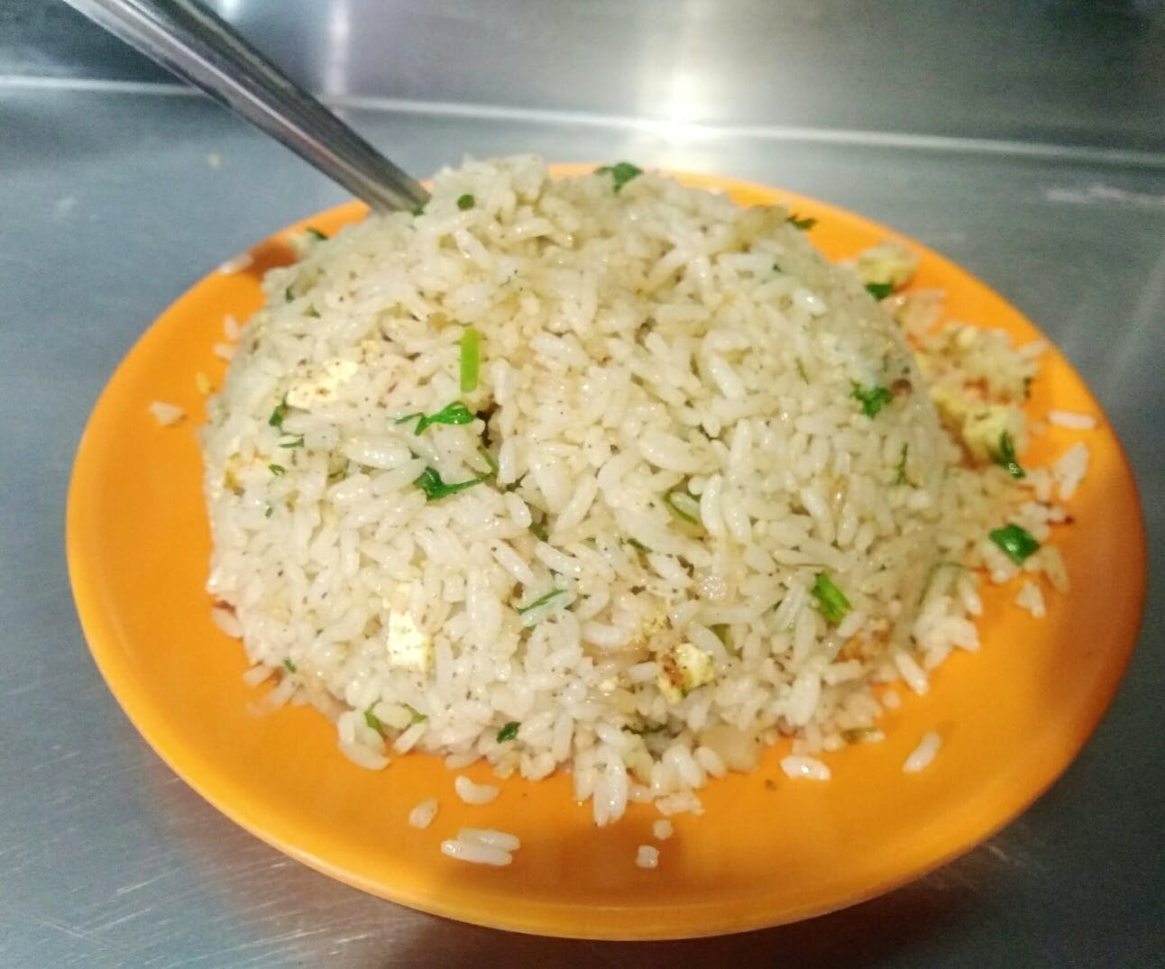 Cuisine,Spiced rice,Food,Dish,White rice,Steamed rice,Rice,Jasmine rice,Ingredient,Thai fried rice