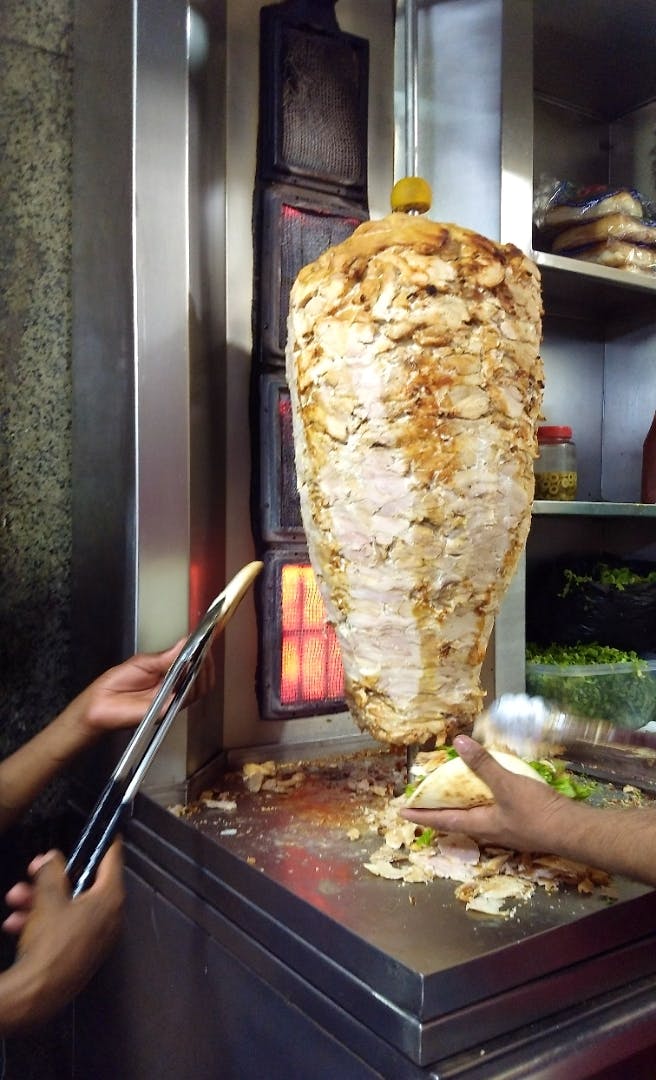 Food,Shawarma,Dish,Cuisine,Kebab,Rotisserie,Roasting,Churrasco food,Drunken chicken,Street food