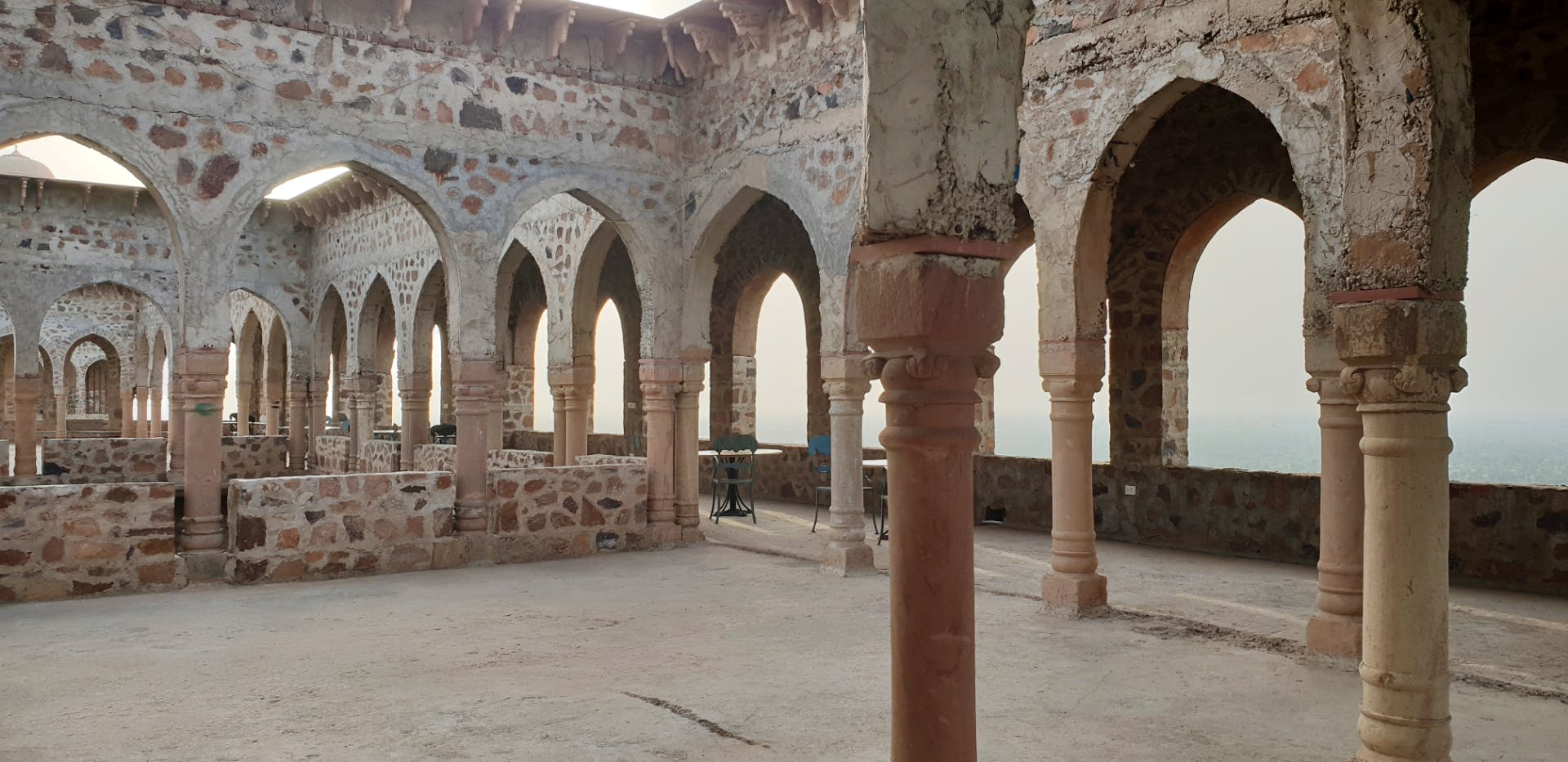 Arch,Arcade,Holy places,Building,Caravanserai,Architecture,Historic site,Column,Medieval architecture