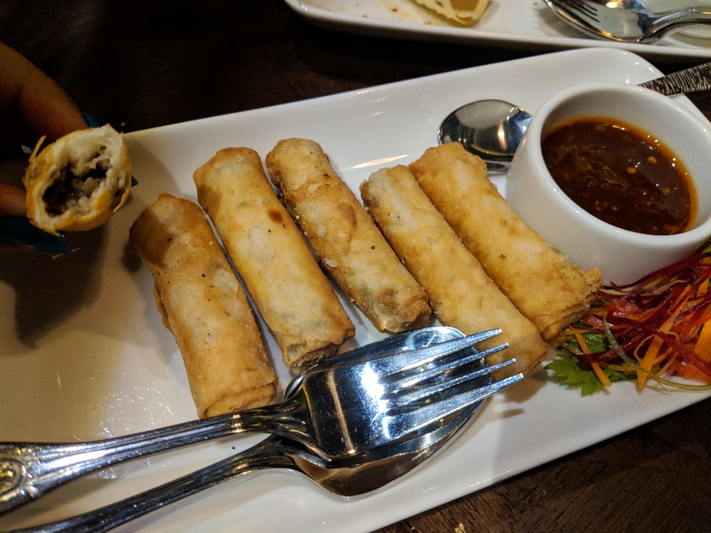 Dish,Food,Cuisine,Lumpia,Taquito,Ingredient,Nem rán,Spring roll,Egg roll,appetizer