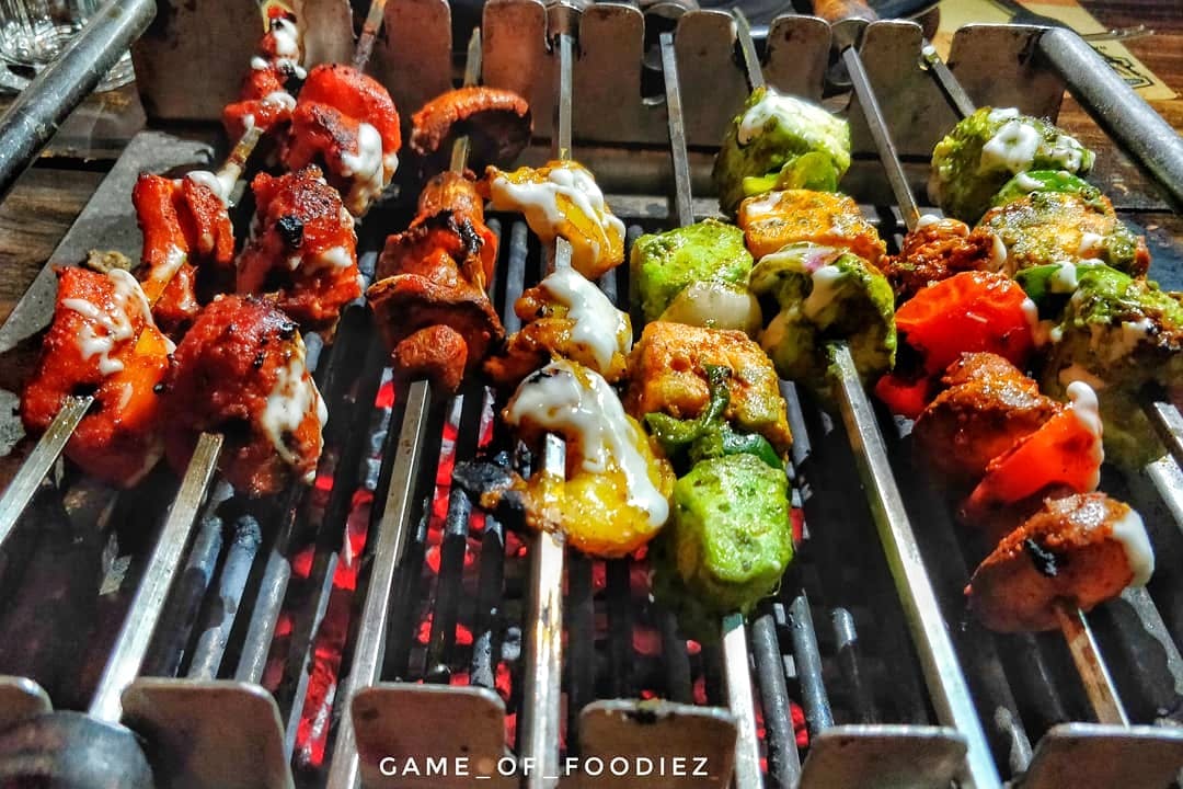 Head To This Restaurant In Gurgaon For Barbecue, Buffet & A Good Time