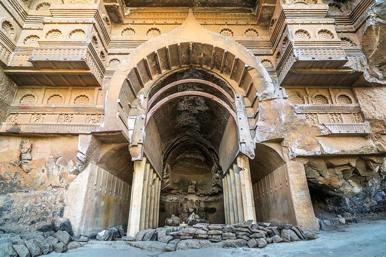 Arch,Architecture,Holy places,Stone carving,Ancient history,Classical architecture,Building,Historic site,Facade,History