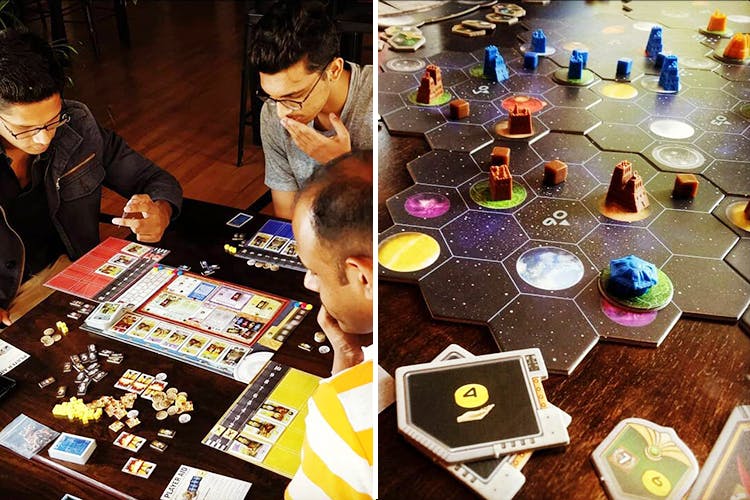 Games,Recreation,Indoor games and sports,Table,Tabletop game,Board game,Collection,Play