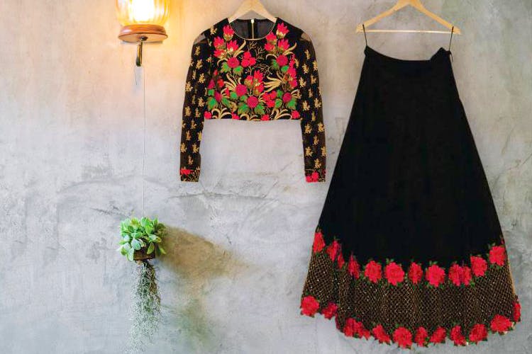 Clothing,Black,Dress,Pink,Day dress,Outerwear,Textile,Formal wear,Embroidery,Pattern