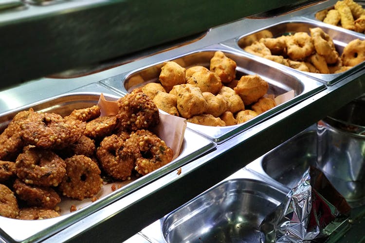 Dish,Food,Cuisine,Fried food,Ingredient,Pakora,Deep frying,Fast food,Produce,Finger food