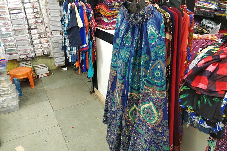 Clothing,Boutique,Bazaar,Selling,Public space,Textile,Market,Shopping,Room,Marketplace