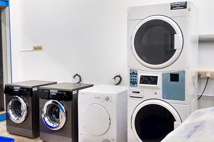 Washing machine,Major appliance,Laundry,Laundry room,Clothes dryer,Home appliance,Room