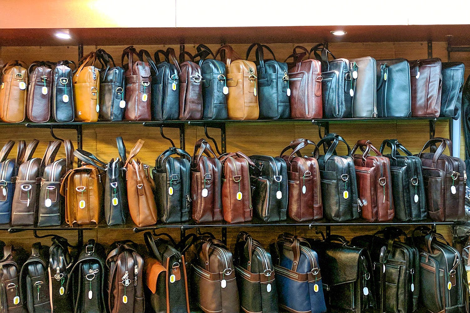 Leather bag shop store near me