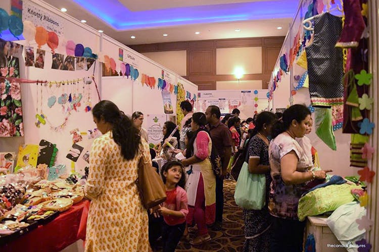 Event,Public space,Bazaar,Textile,Market,Room,Temple,Art,Shopping,Marketplace