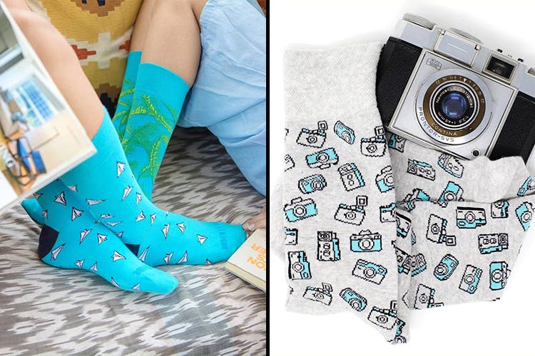 Turquoise,Footwear,Leg,Design,Joint,Shoe,Fashion accessory,Sock,Electronics,Pattern