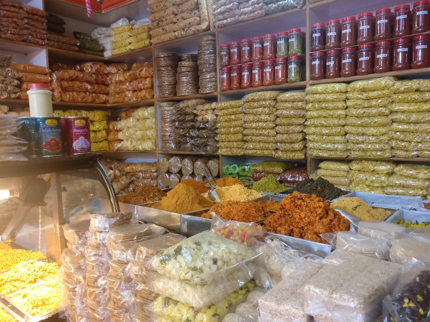 Food,Market,Bazaar,Marketplace,Cuisine,Grocery store,Building