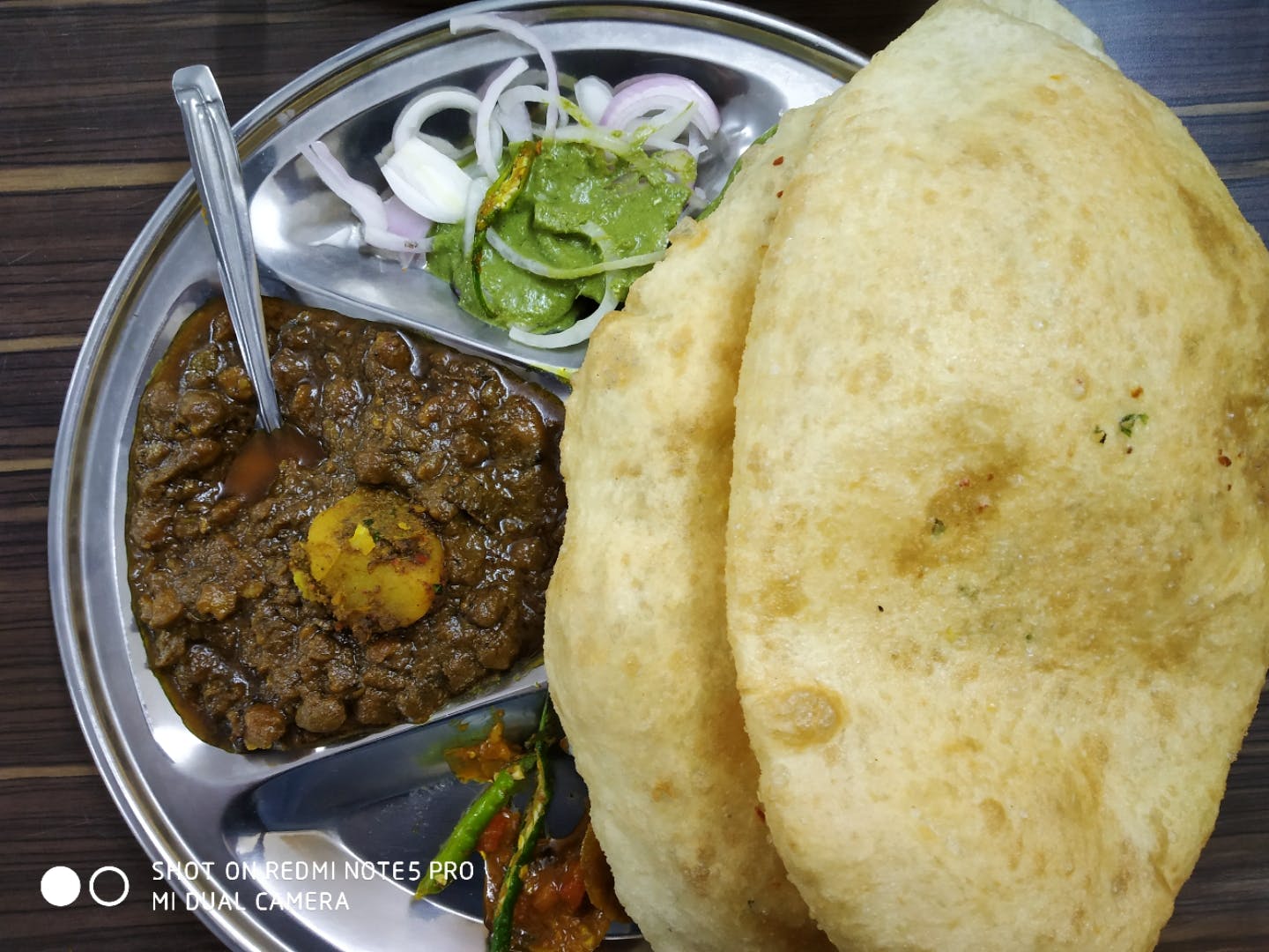 Dish,Food,Cuisine,Ingredient,Produce,Chole bhature,Roti,Staple food,Indian cuisine,Punjabi cuisine