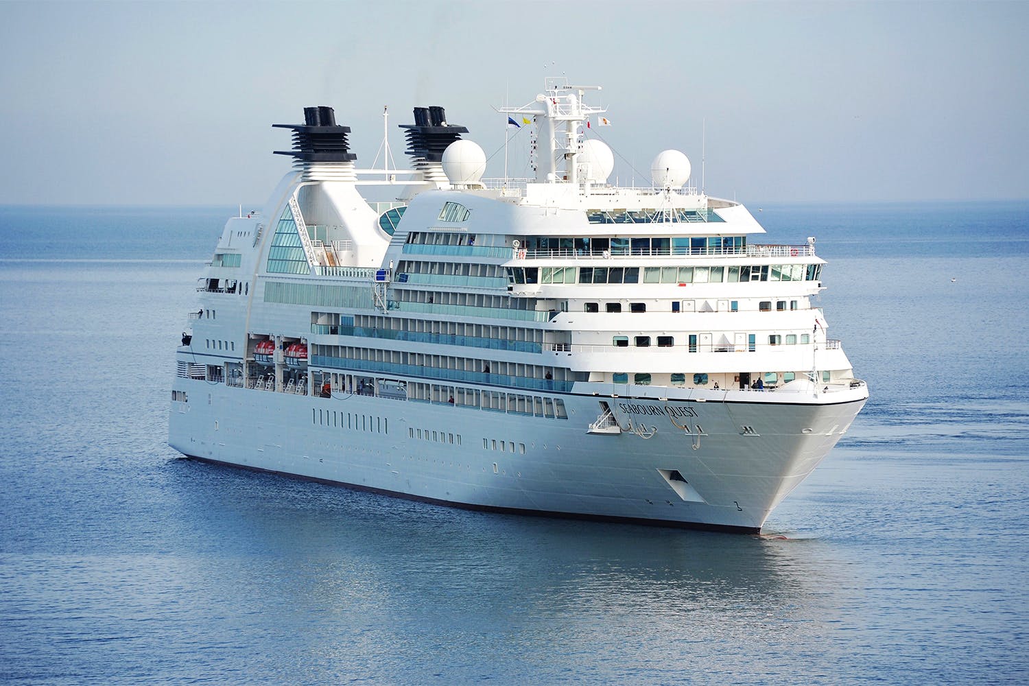 Cruise ship,Water transportation,Ship,Passenger ship,Vehicle,Naval architecture,Cruiseferry,Ferry,Motor ship,Boat