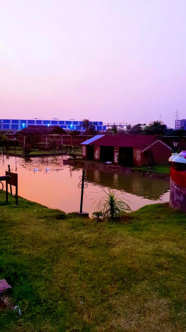 Purple,Morning,Sky,Evening,Residential area,Architecture,Night,Home,River,Reflection