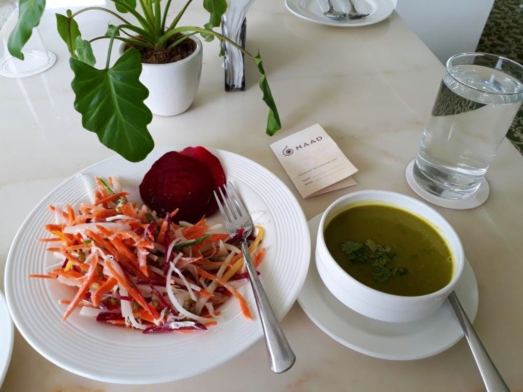 Food,Dish,Cuisine,Ingredient,Brunch,Lunch,Meal,Salad,Table,À la carte food